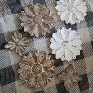 Wooden Floral Wall Accents - Neutral Beige & White